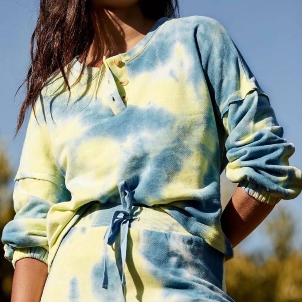 NWT Anthropologie Current Air Madeira Tie Dye Puff Sleeve Button Sweatshirt